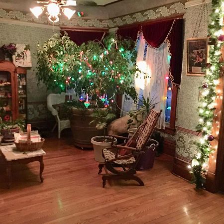Scarlett House Victorian B & B Janesville Buitenkant foto
